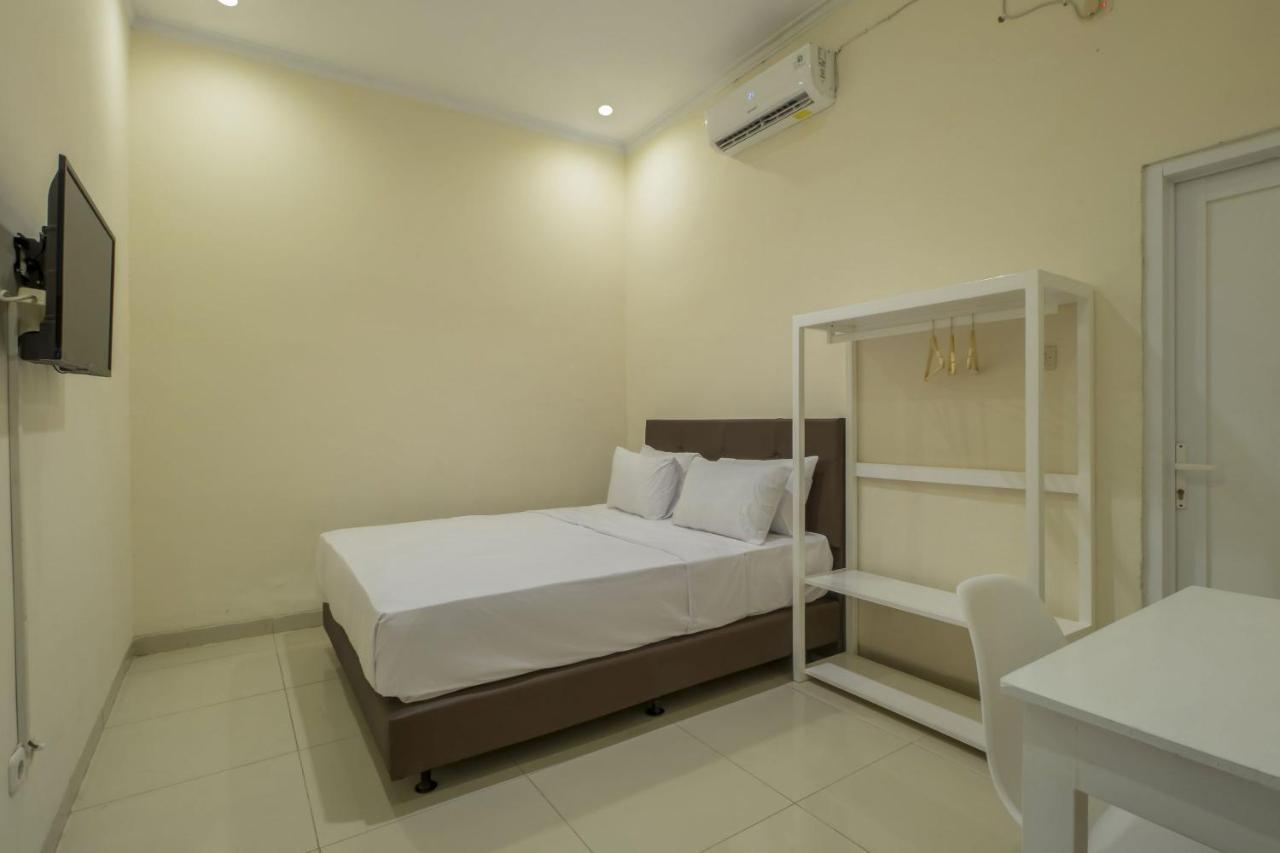Wisma tamu De 80's Matraman 2*