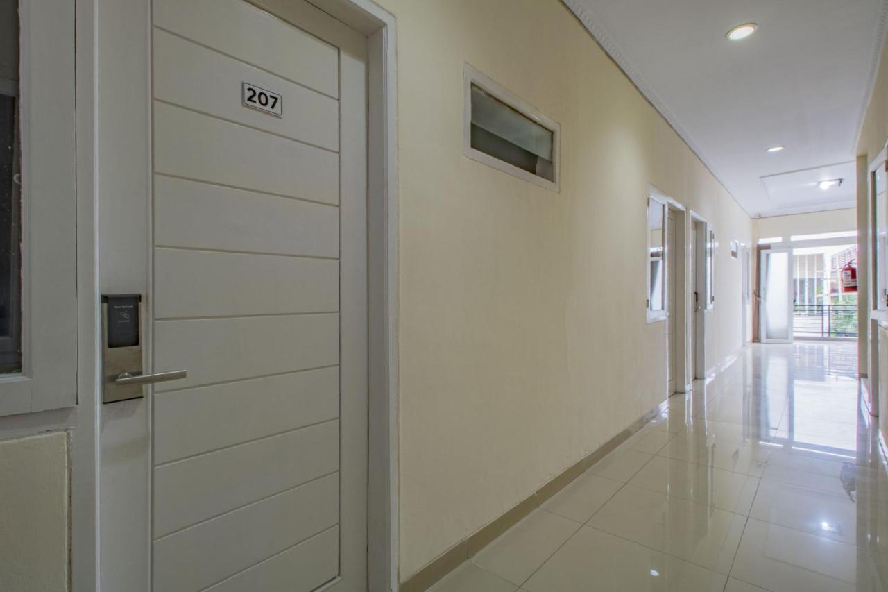 Wisma tamu De 80's Matraman 2*
